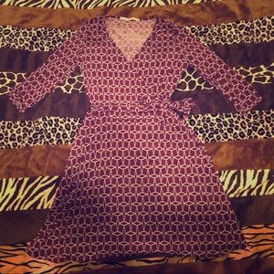 41 Hawthorn Sz M Burgundy Faux Wrap Dress